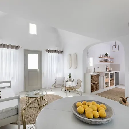 The 360° Caldera View House By Caldera * Imerovigli (Santorini)